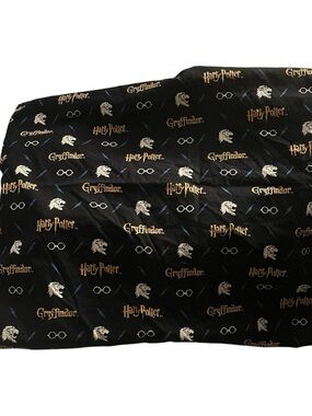 Harry Potter Gryffindor Black & Gold Pillow Case/Pillow Cover 17 by 15